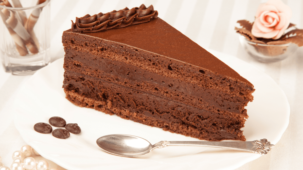 Bolo de chocolate 1024x576 - 10 problemas de saúde causados pelo excesso de açúcar